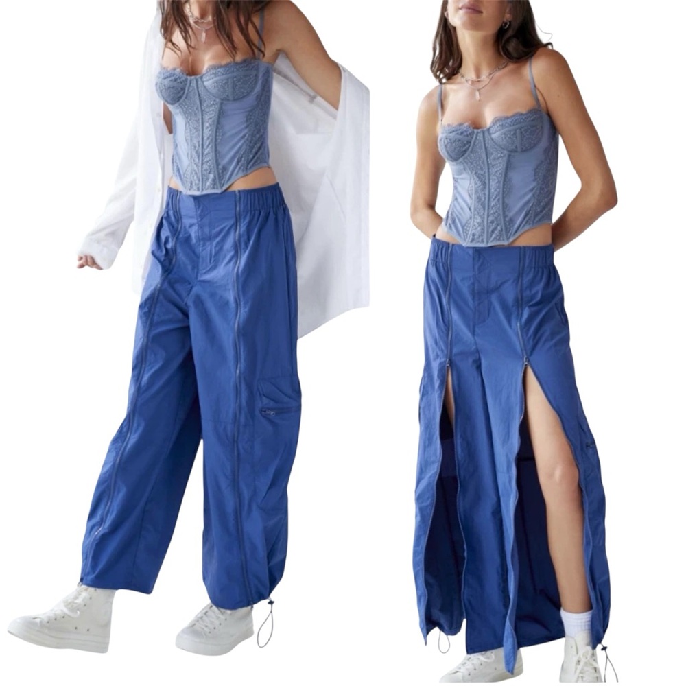 URBAN OUTFITTERS Cargo Pants With Full Length Zipper